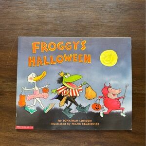FROGGY’S HALLOWEEN